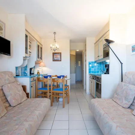 Apartment Les Parcs De By Interhome Grimaud